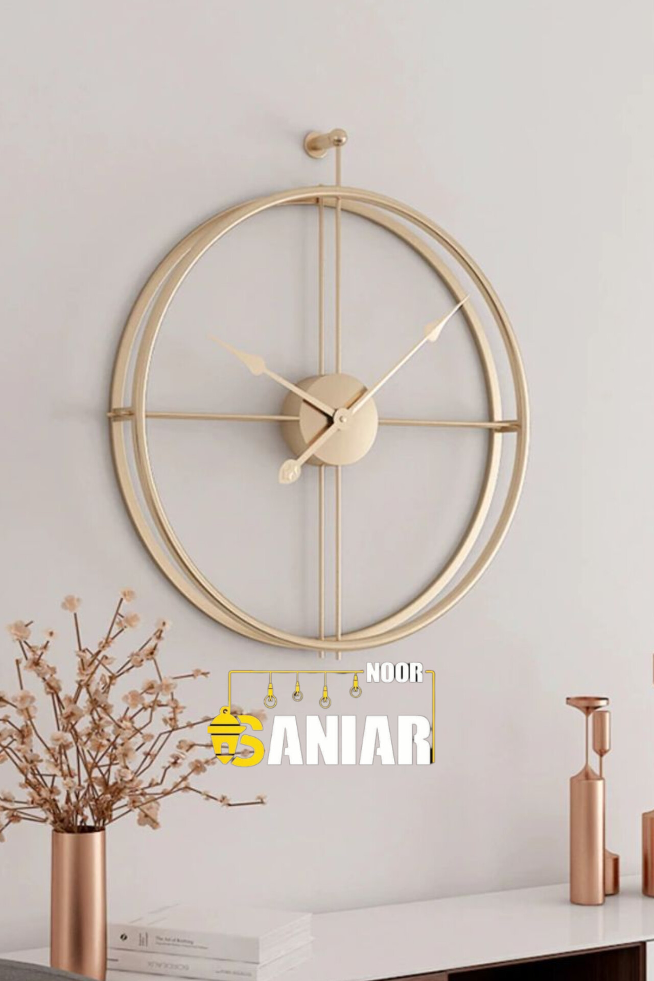 ساعت دیواری مینیمال فلزی طلایی  – قابل سفارش در سایزهای مختلف