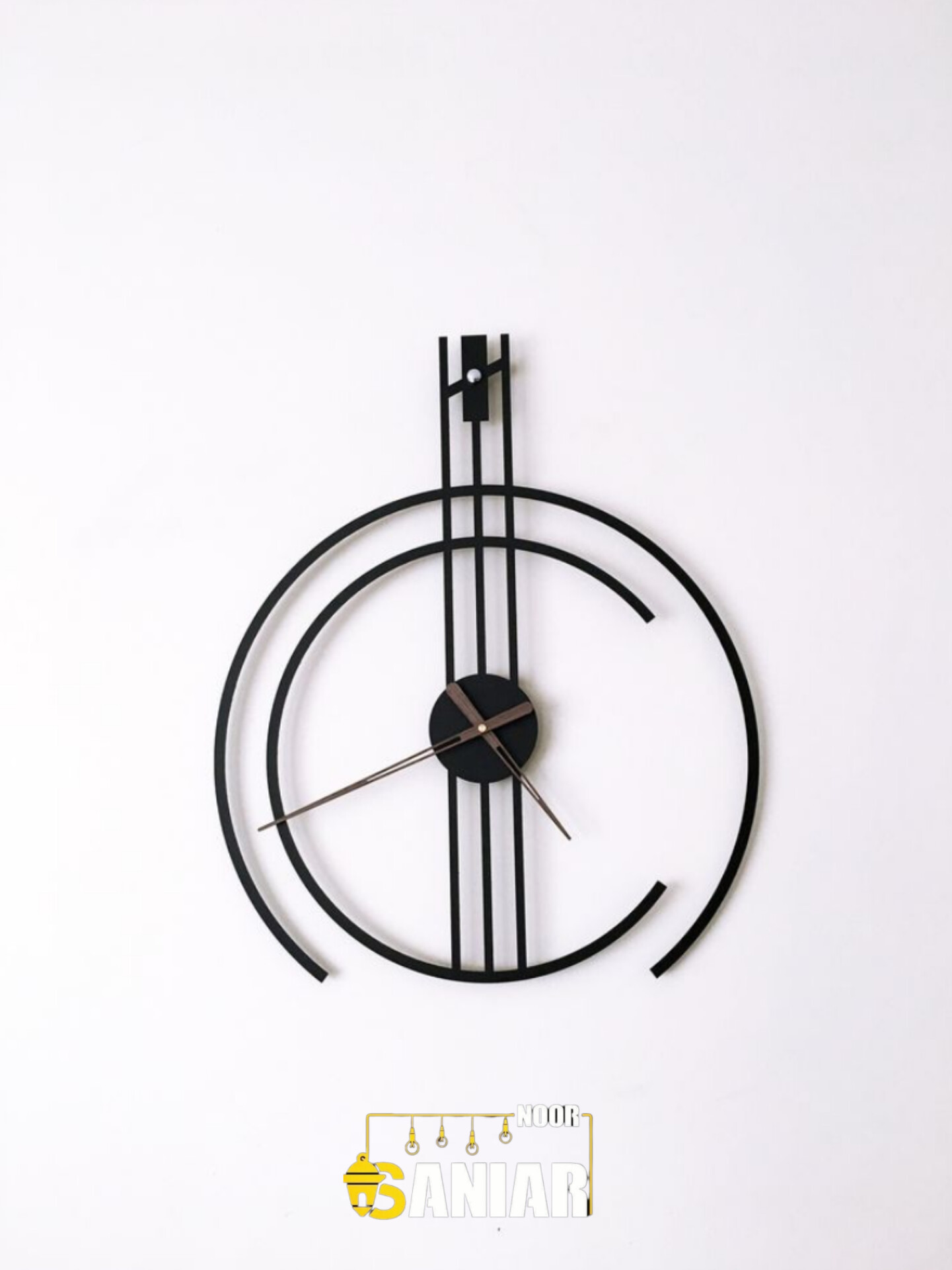 ساعت دیواری فلزی شیک | طراحی خاص و مقاوم مناسب دکور مدرن