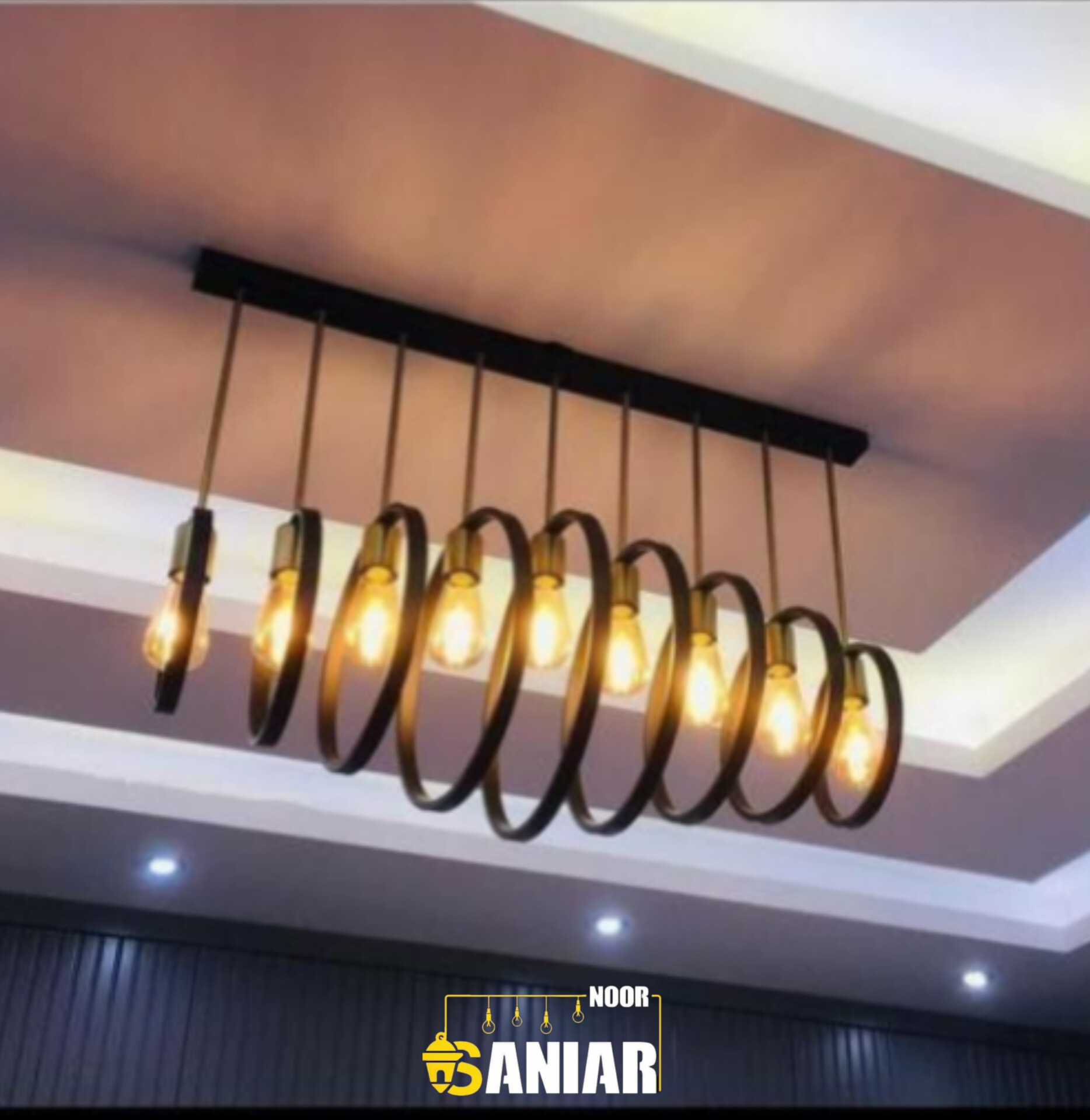 لوسترکانتری مدرن