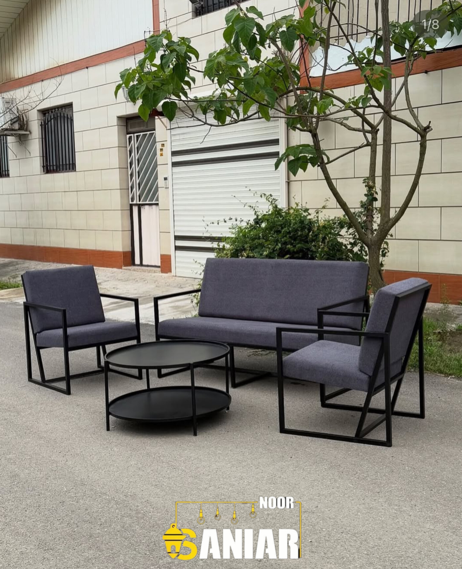 مبل فلزی مدرن مینیمال  ست چهار نفره  همراه با میز عسلی گرد