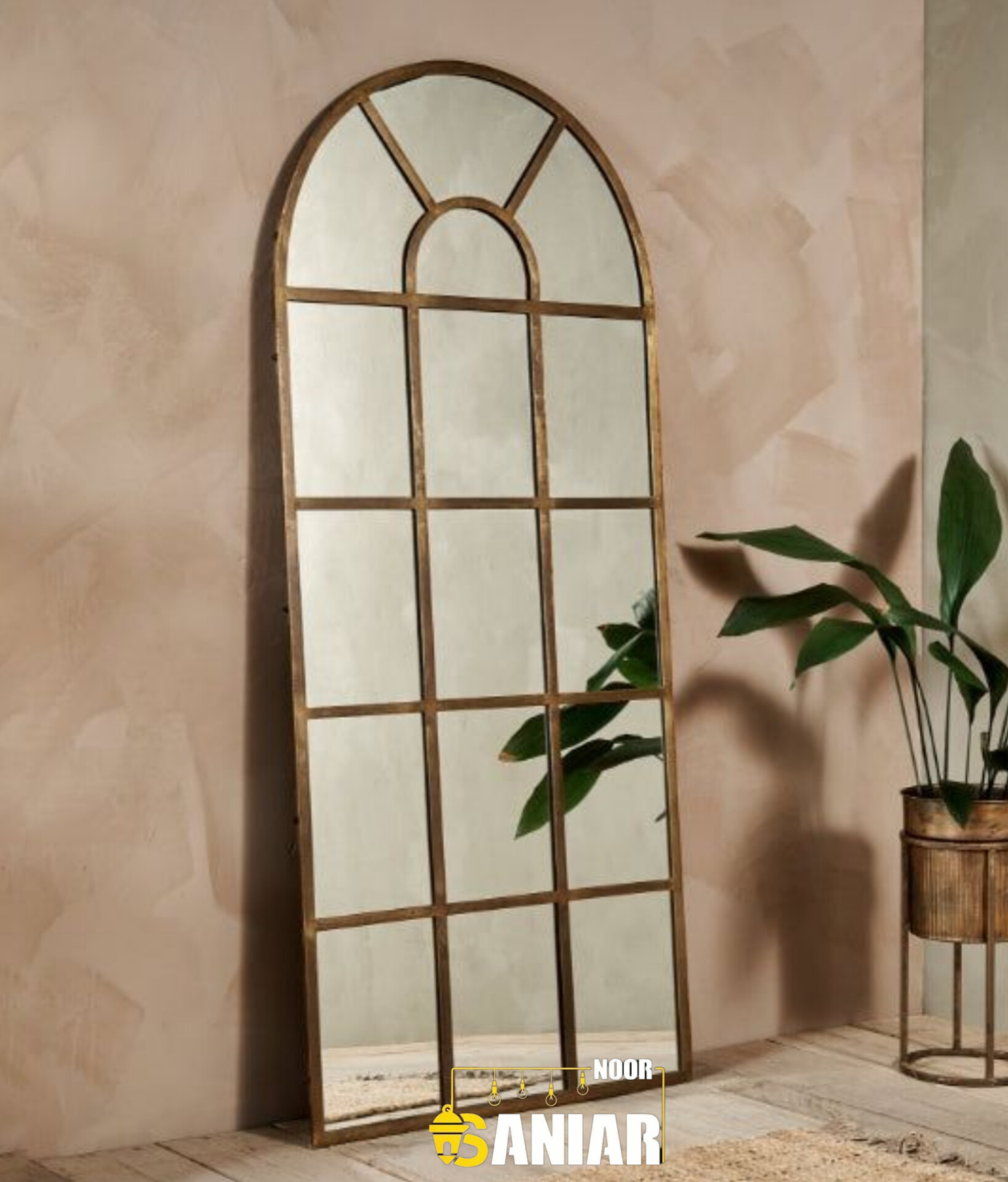 آینه قدی فلزی مدرن | طراحی شیک و مینیمال(E104)