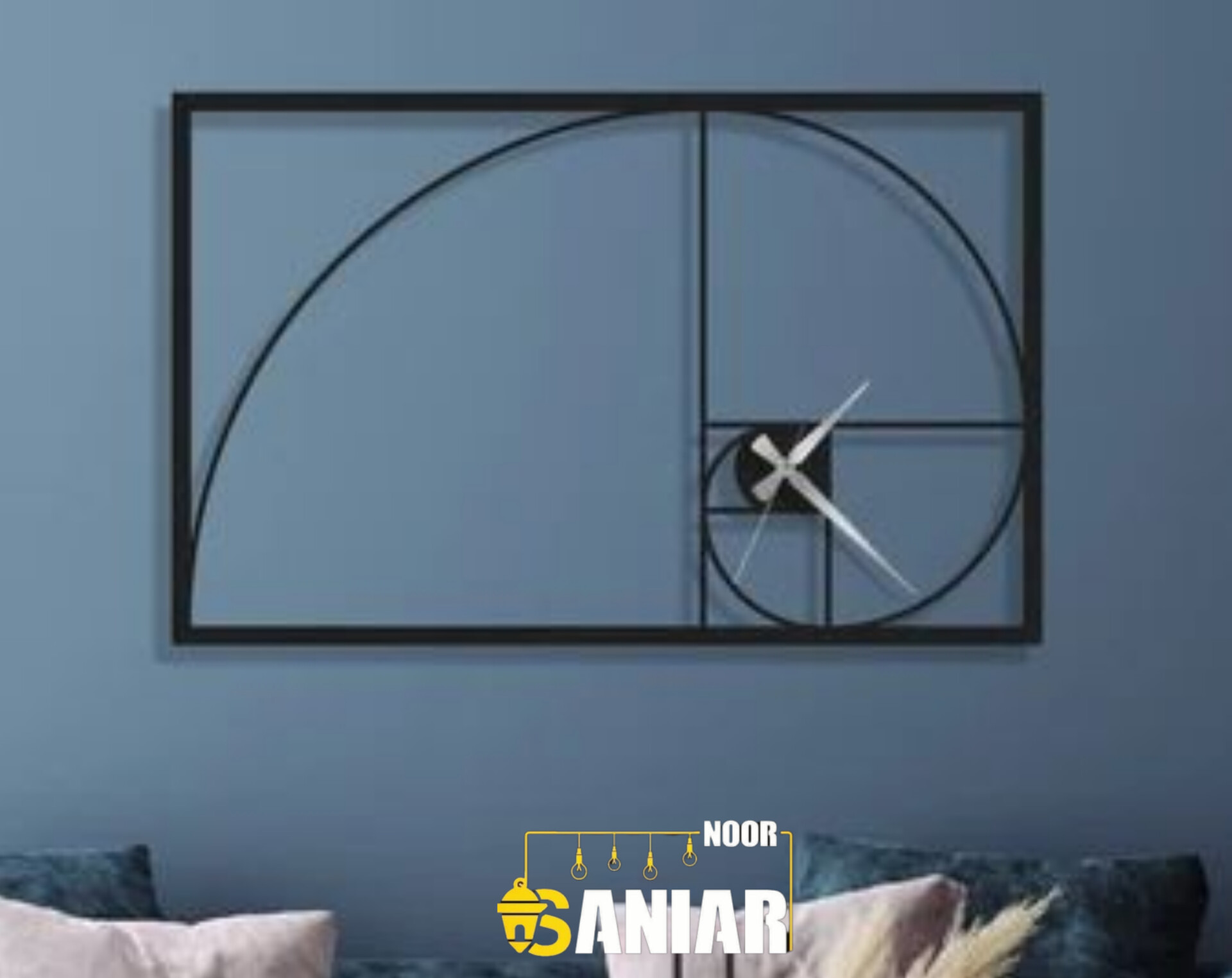 ساعت دیواری با طراحی مدرن